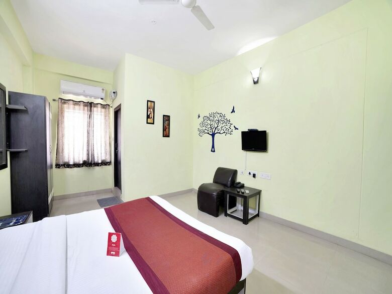 Hotel Oyo 5564 Hitech Suites