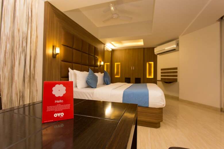Hotel Oyo 8850 J K Regency