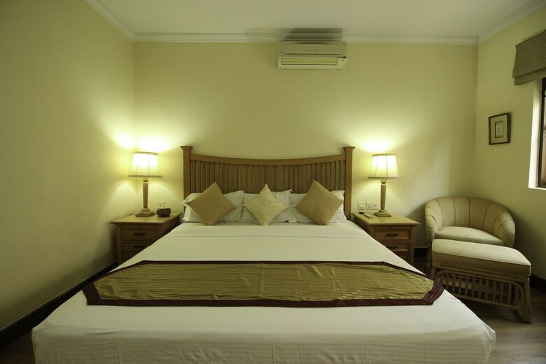 Oyo 10785 Home Bright 1 Bhk Sunset Beach