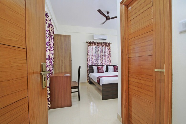 Oyo 7153 Hotel Amber