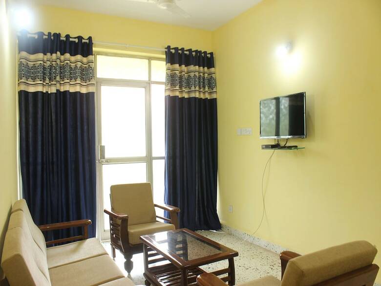Apartamentos Oyo 9280 Home 2 Bhk Miramar Beach