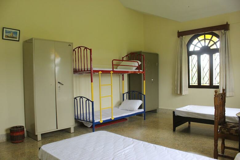 Oyo 9623 Home 5bhk Villa Curtorim South Goa