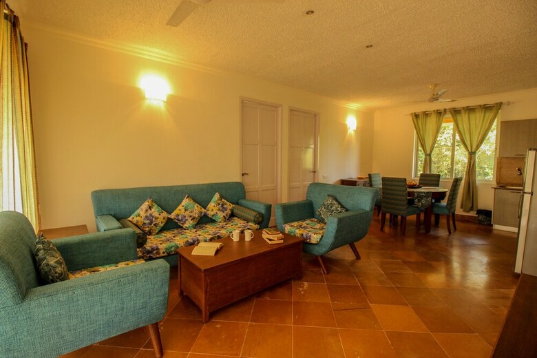 Apartamentos Oyo 9881 Home Pool View 2bhk Varca Beach