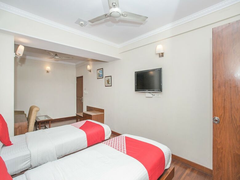 Oyo 461 New Rainbow Business Hotel