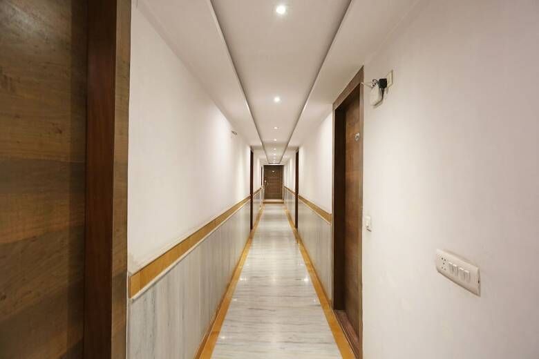 Oyo 443 Hotel Lohias