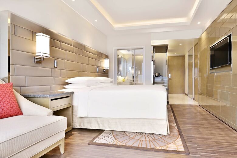 Hotel Courtyard By Marriott Bengaluru Hebbal