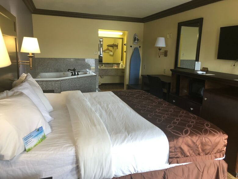 Hotel Days Inn By Wyndham Lake Charles