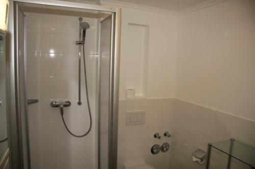 Apartmenthaus Witth�s