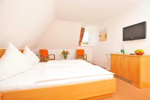Hotel Und Restaurant Petit Robby