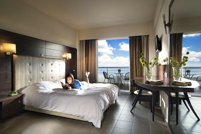 Hotel Blue Dream Palace Tripiti Resort