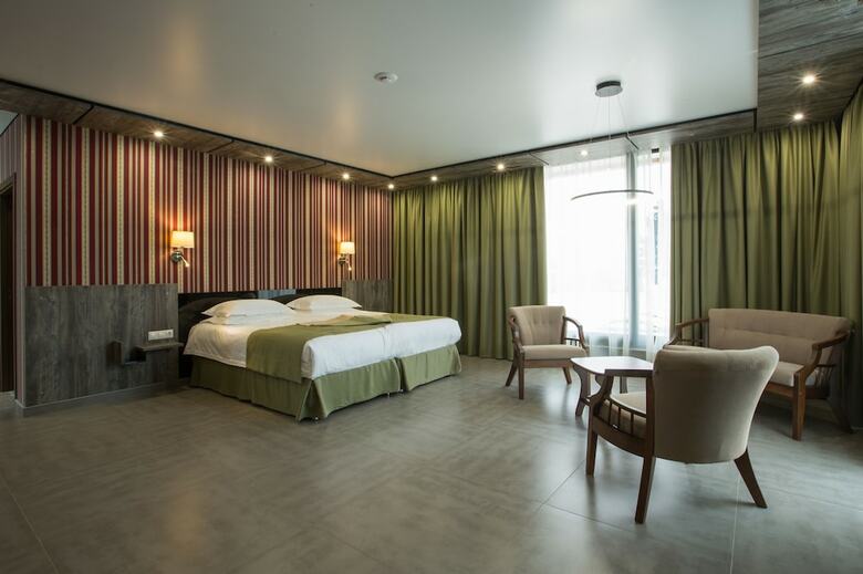 Alana Royal Hotel