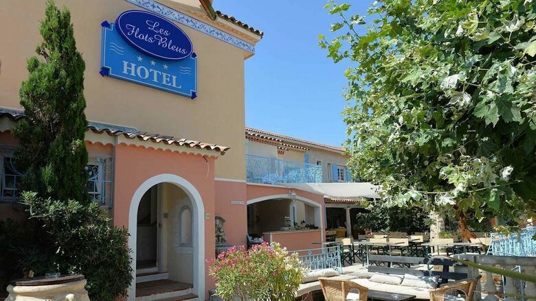 Hotel H�tel Les Flots Bleus