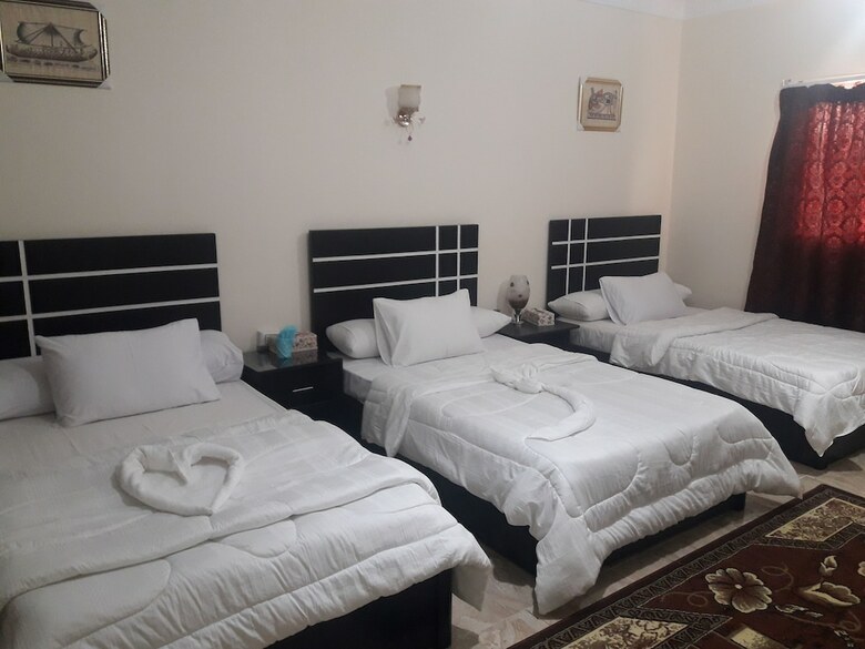 Bed & Breakfast Makadi Pyramids View