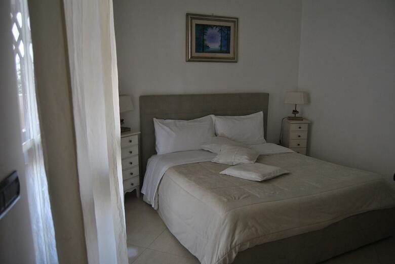 Villa Aurora B&B