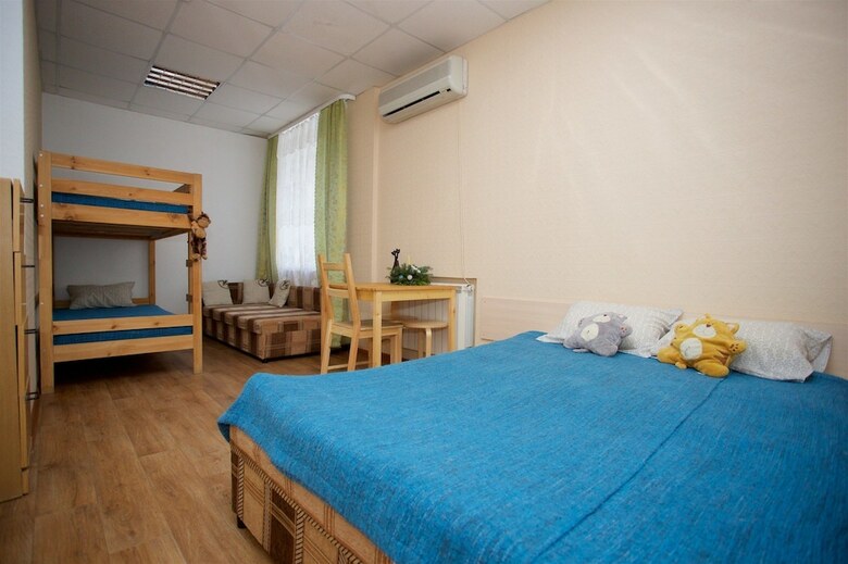Hostal White Hostel