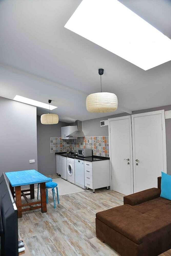Vavilla Apartment