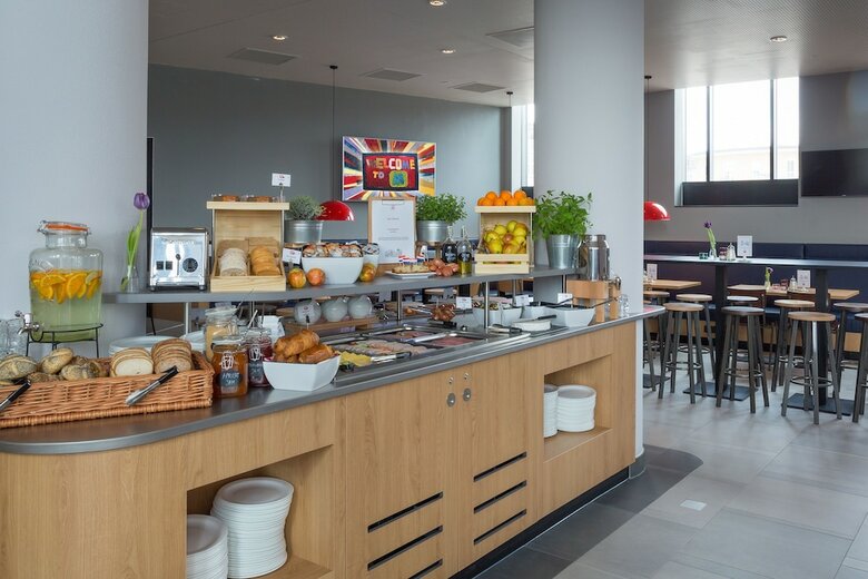 Meininger Hotel Amsterdam Amstel