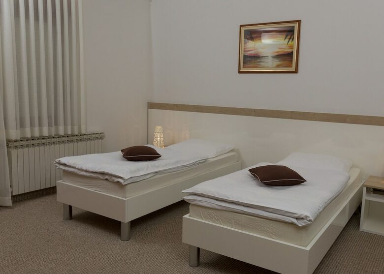 Hotel Rooms Ple?ka Zagreb Airport