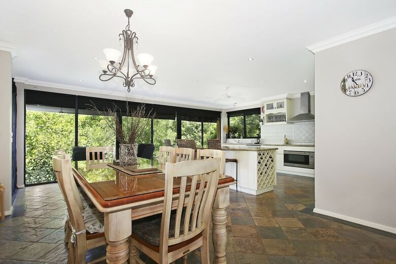 Canyons Bend - 5 Minute Walk To Shops And Cafes