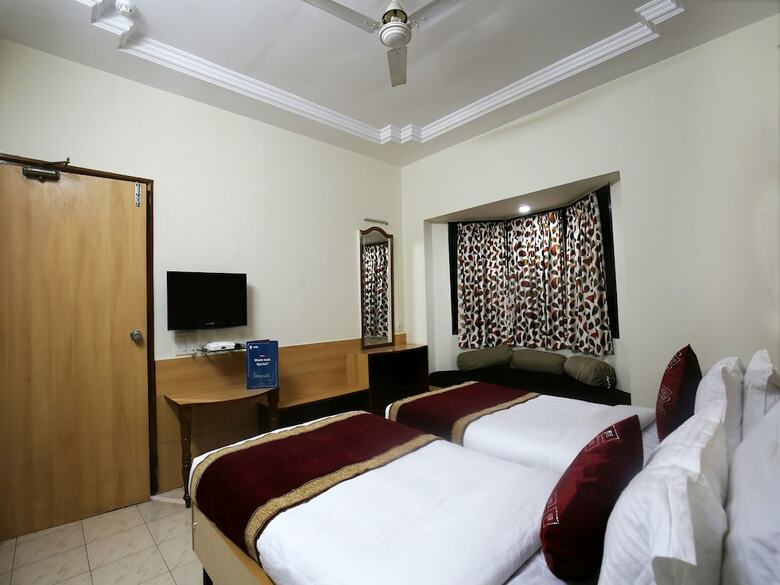 Hotel Oyo 10416 Near Central Bus Stand