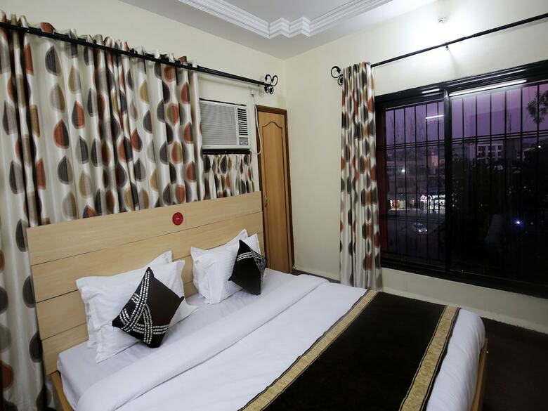 Hotel Oyo 10416 Near Central Bus Stand