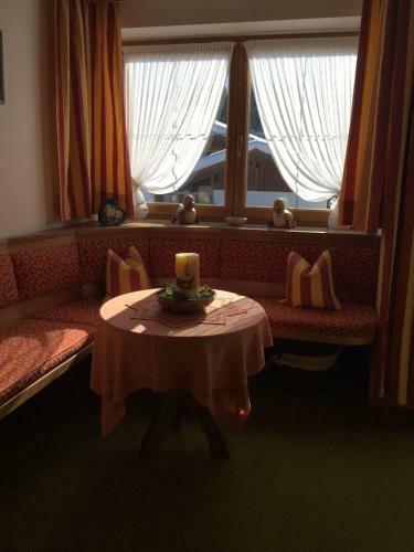 Hostal G�stehaus Marchler