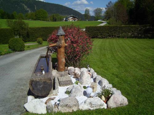 Hostal Pension Herzogh�usel