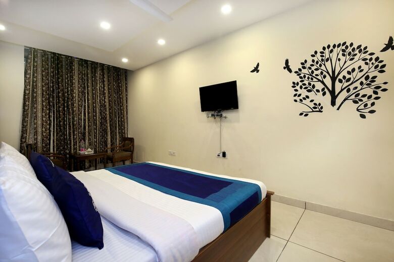 Oyo 9951 Hotel Satkar Avenue