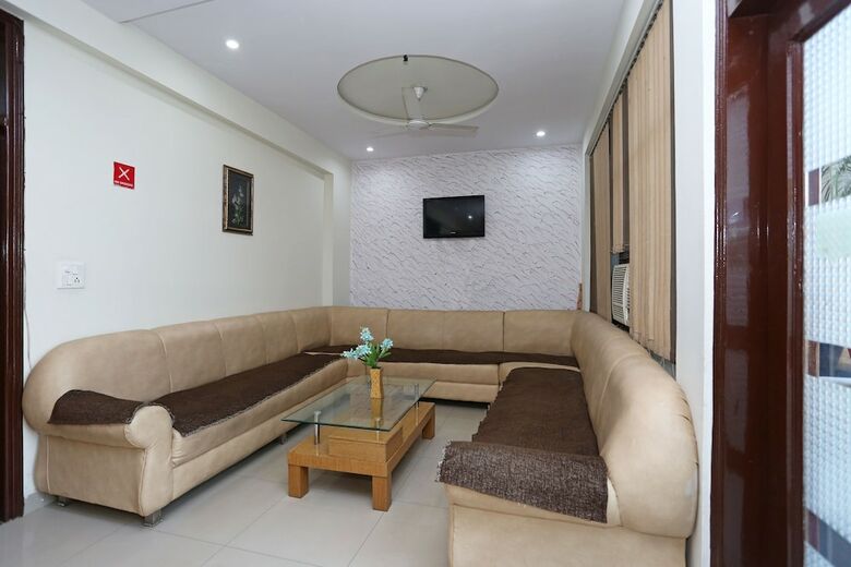 Hotel Anand Villa