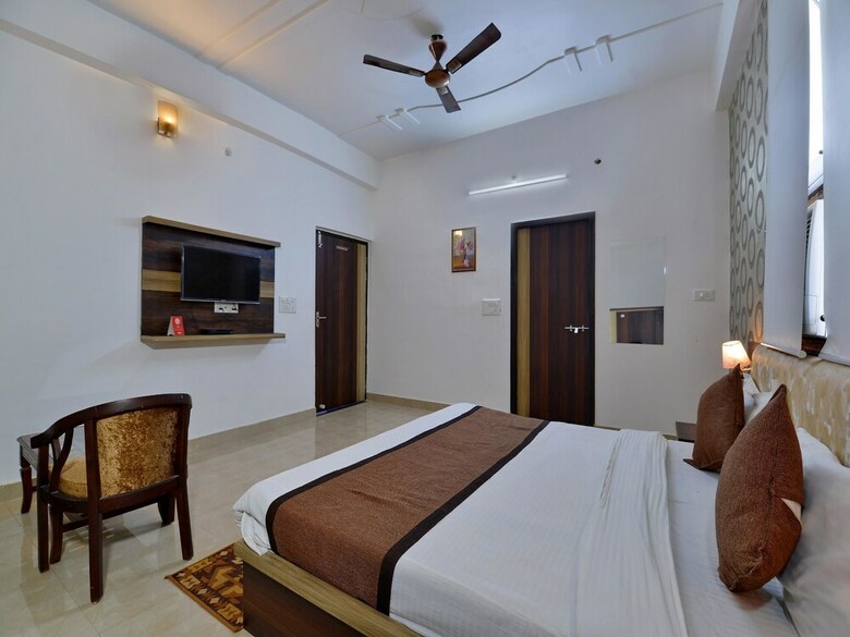 Hotel Oyo 9590 P S Villa