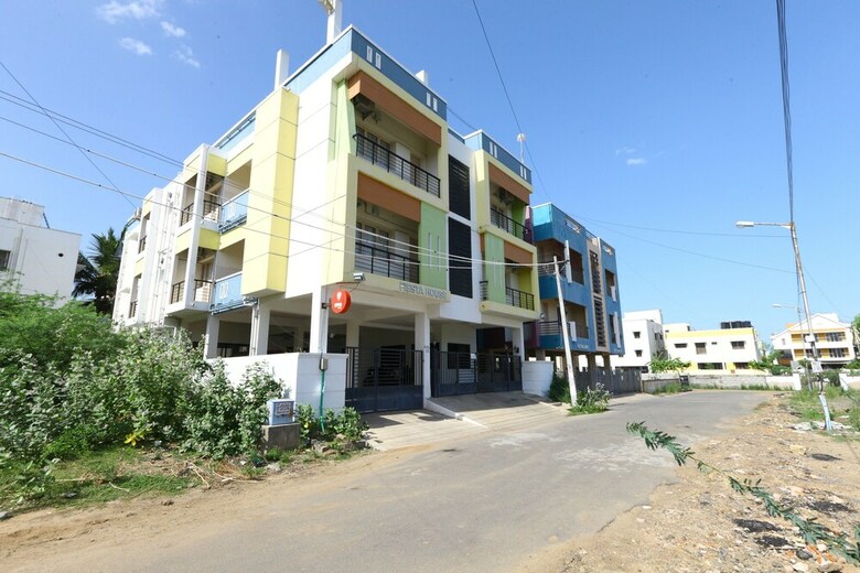 Oyo 2612 Hotel Fiesta House