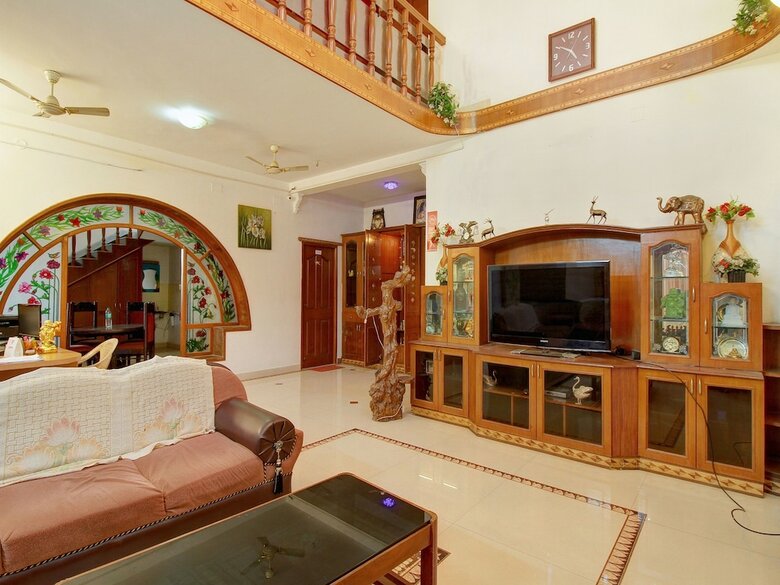 Hotel Oyo 5287 White Glow Apartments