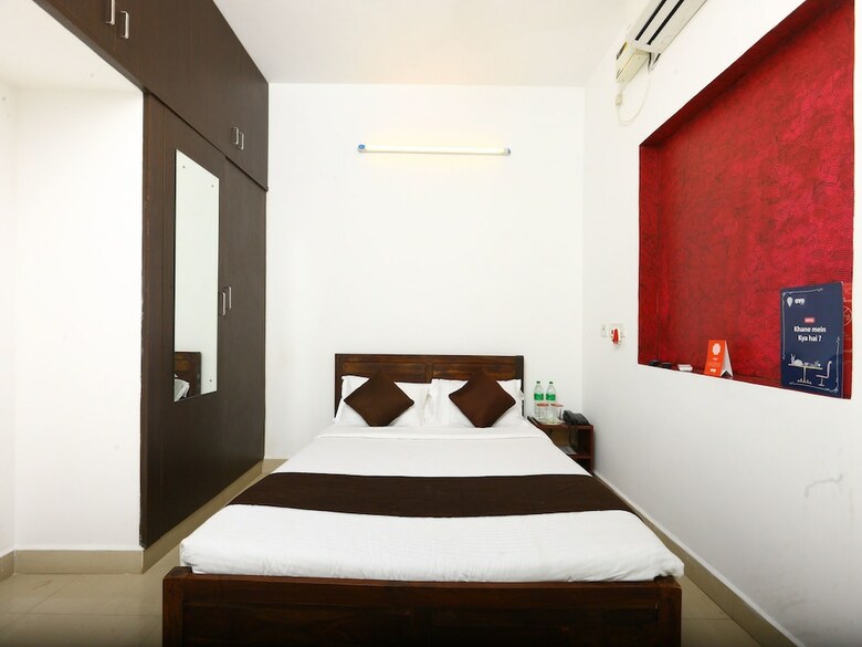 Hotel Oyo 5448 Phoenix Hospitality Apartments
