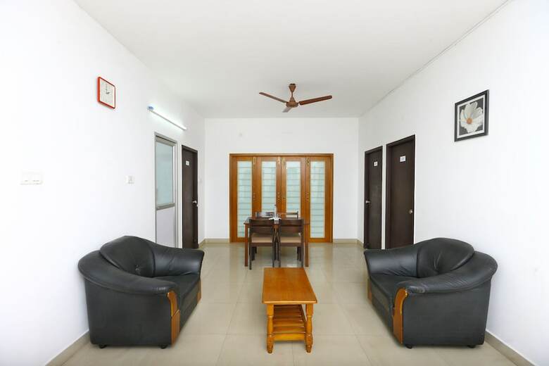Hotel Oyo 5448 Phoenix Hospitality Apartments