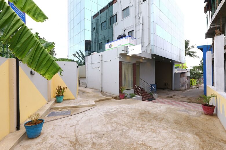 Hotel Oyo 5225 Neighbour Inn