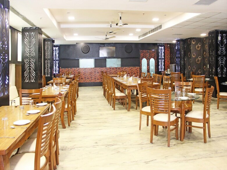 Hotel Oyo 4347 Happy Home Residency