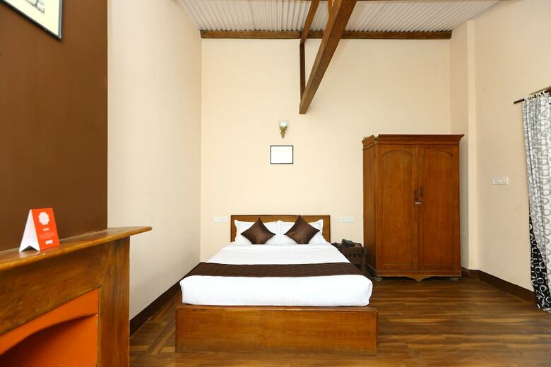Hotel Oyo 9080 Hillwood Cottages