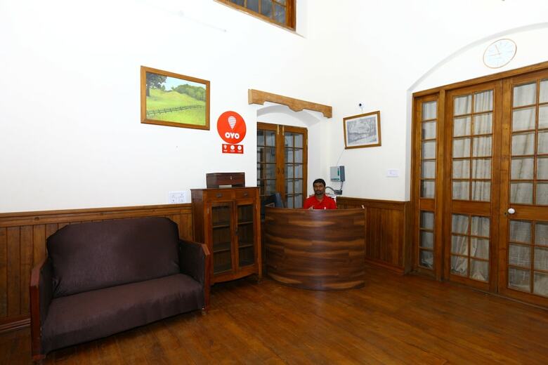 Hotel Oyo 9080 Hillwood Cottages
