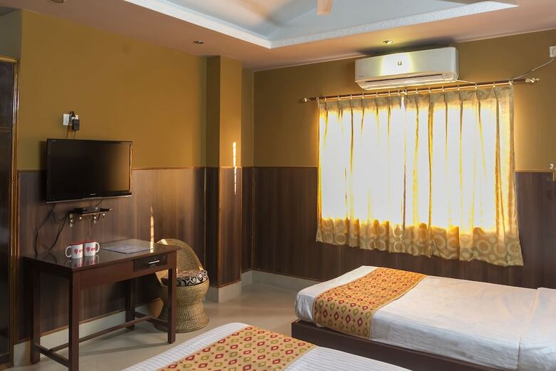 Hotel Oyo 6996 Near Beltola