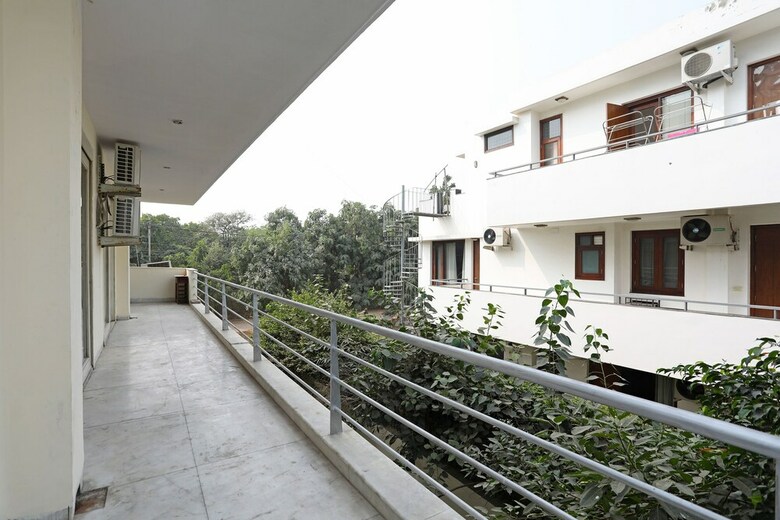 Hotel Oyo 9947 Ashiana Guest House