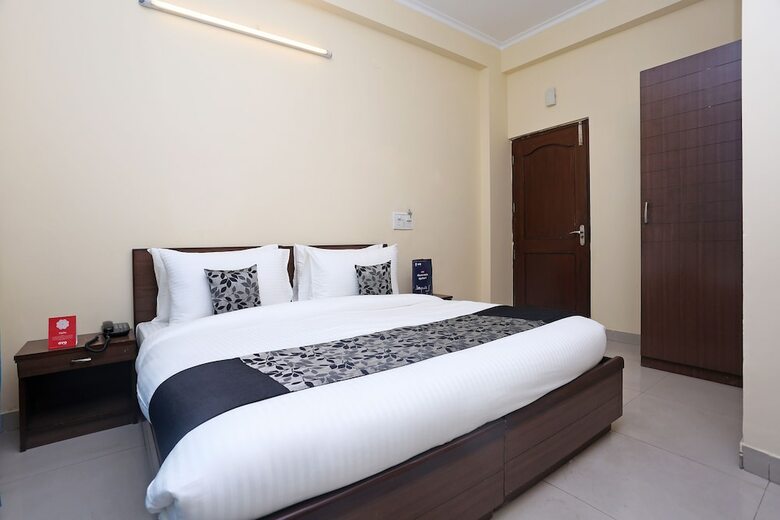 Hotel Oyo Flagship 061 Chodhary Mor Gt Road