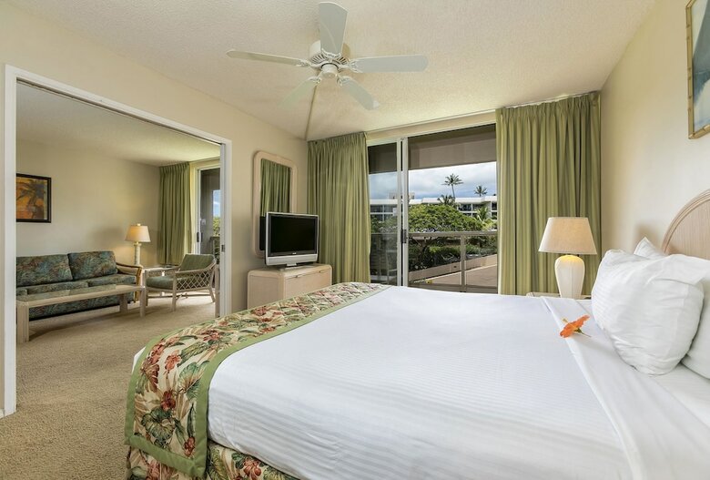 Aston At The Maui Banyan