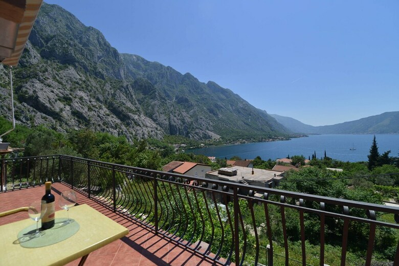 J&p Apartments Orahovac