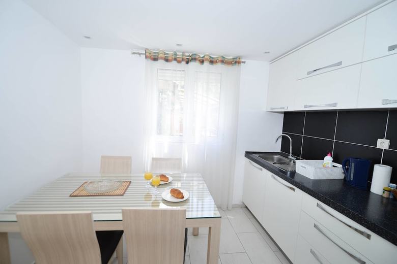 J&p Apartments Kotor