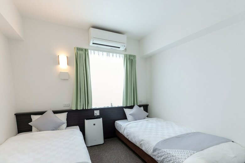 Oyo Hotel Reborn Namba-minami