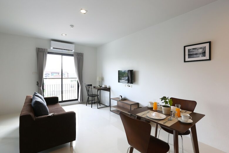 Hotel Sukh Serviced Apartment