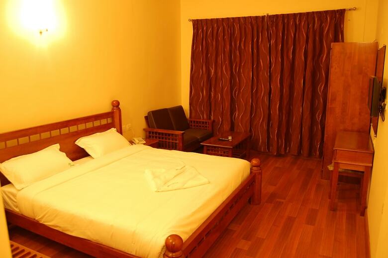 Hotel Raahat Inn Kodaikanal