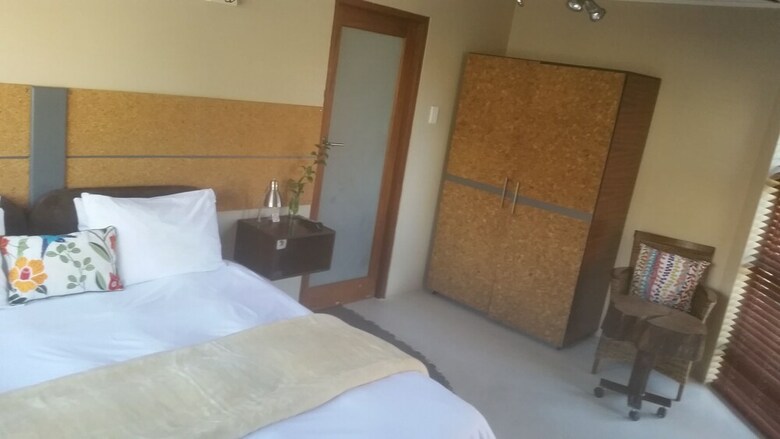 Hotel Melvilla Guesthouse
