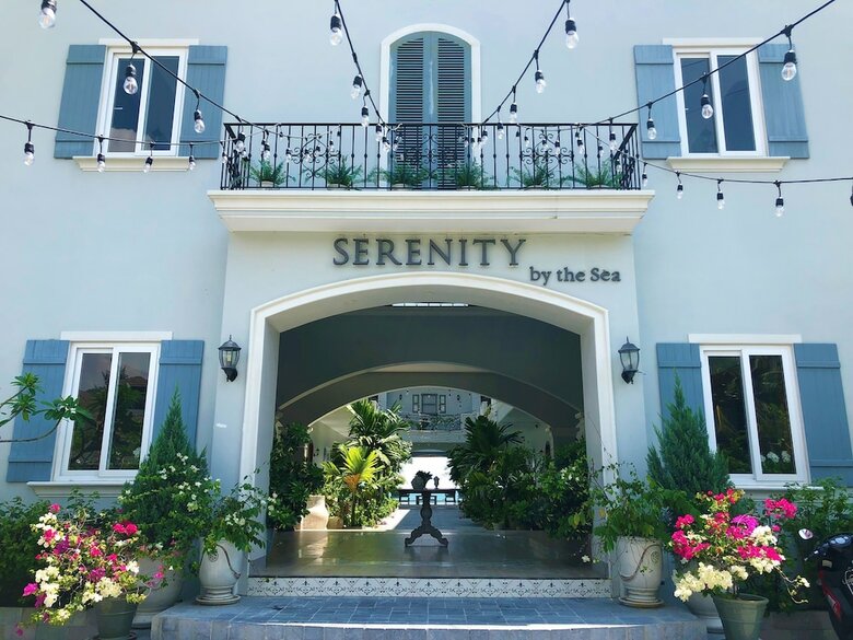 Hotel Serenity By The Sea