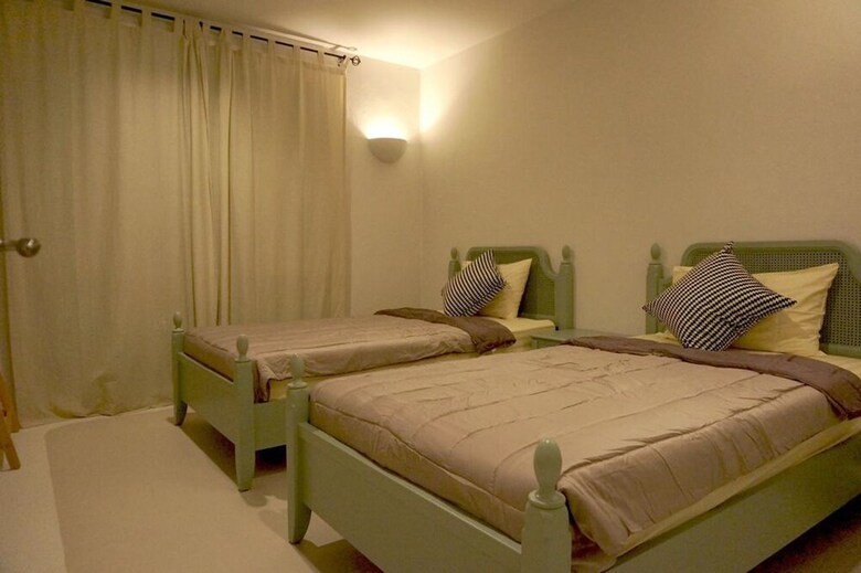 Chelona Hua-hin E505